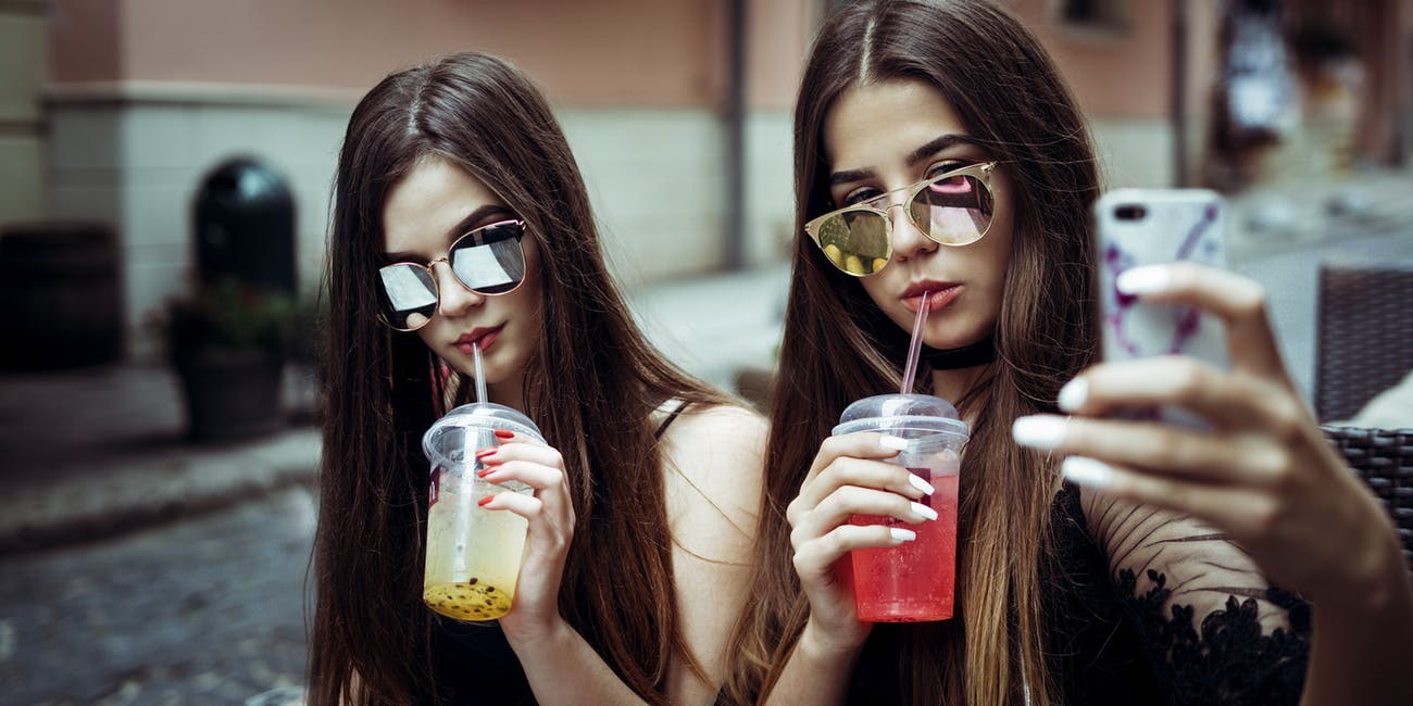 10 навики кои ги имаат девојките со стил
