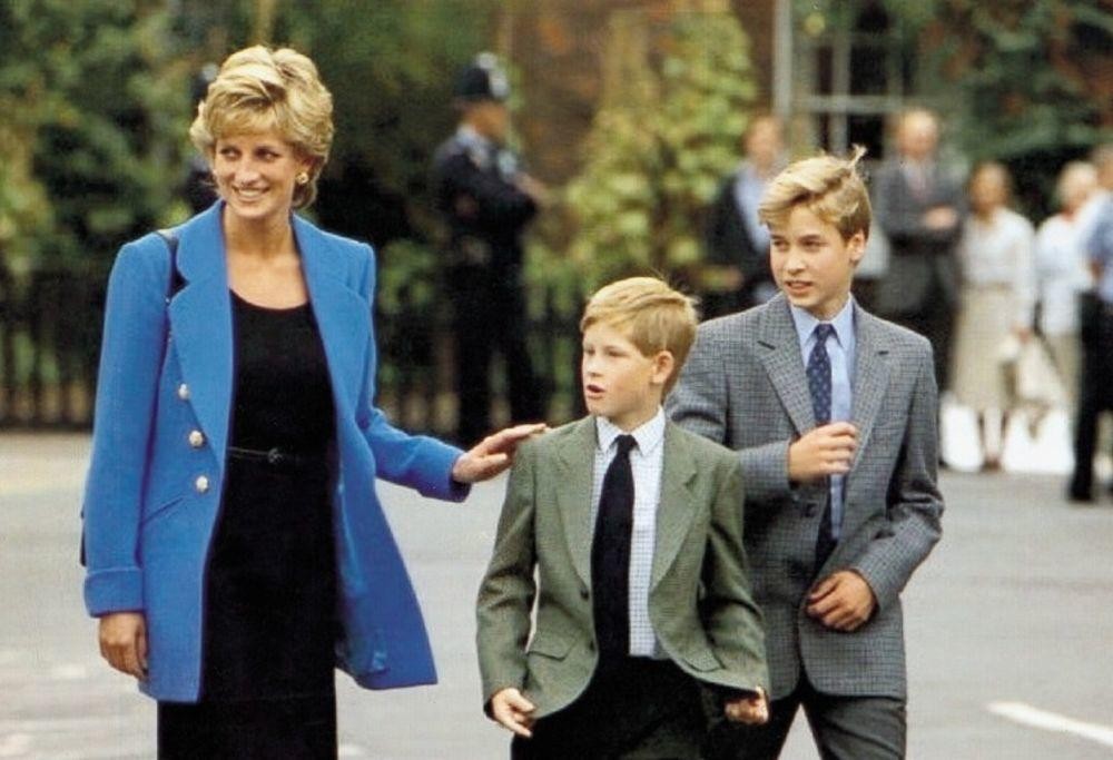Топлес фотографиите на неговата мајка предизвикале скандал: Како тогаш реагирал 14 - годишниот принц Вилијам?
