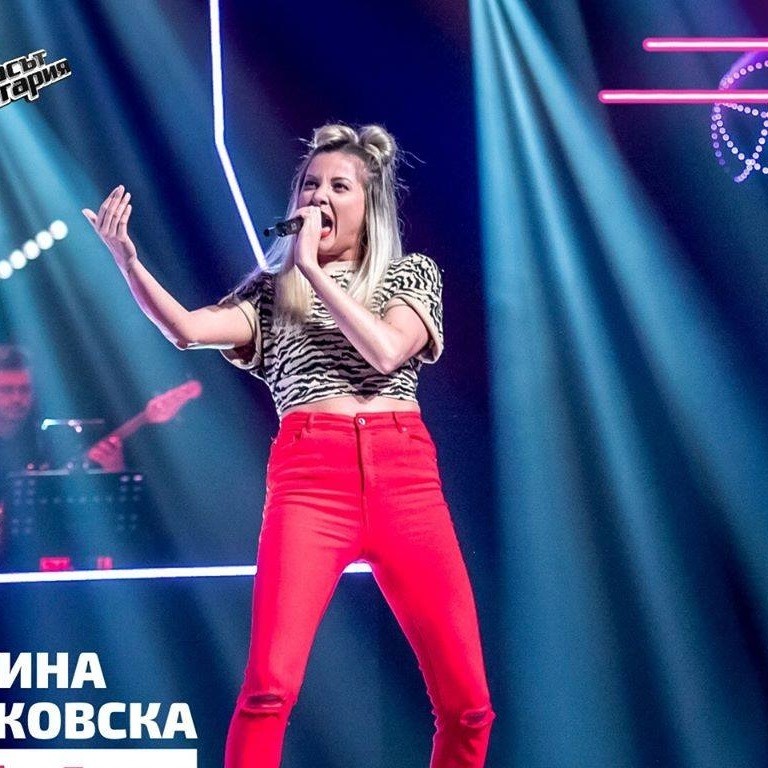 Која е македонката која растури во бугарското талент шоу?