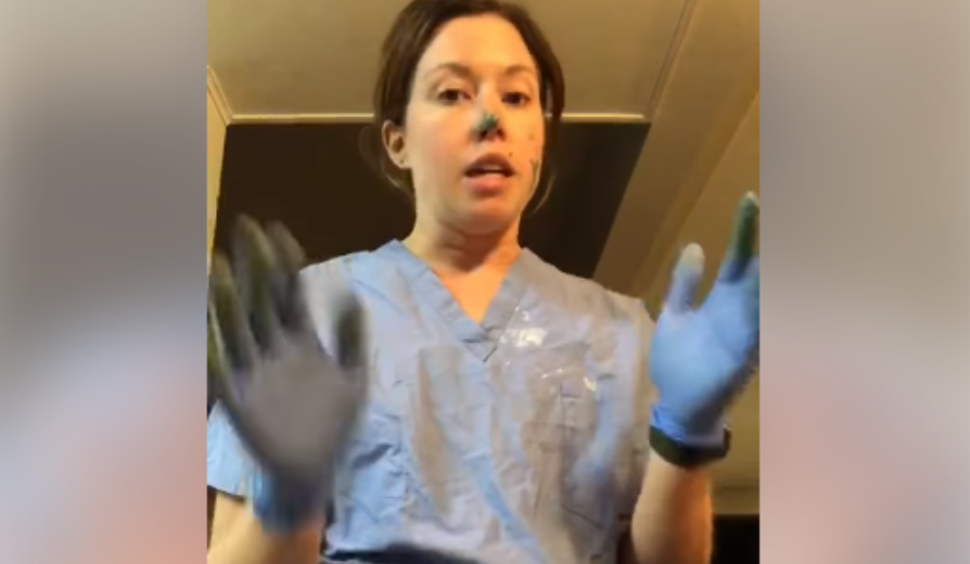 (ВИДЕО) Mедицинска сестра демонстрира зошто ракавици не ве штитат од коронавирус