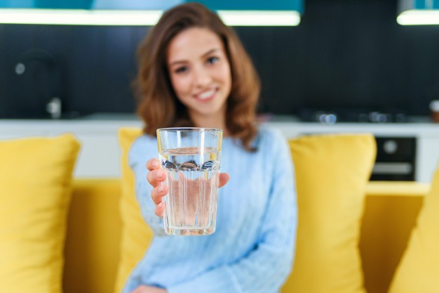 Приказна за хидратацијата: 4 причини зошто треба често да се пие вода