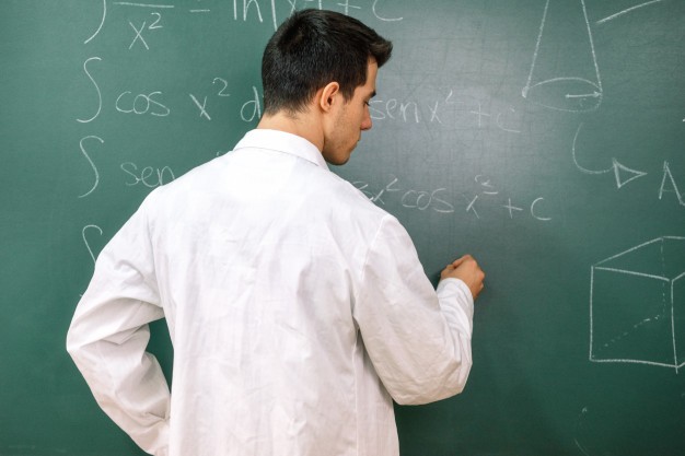 Креаторот на математички тест тврди дека само генијалци може точно да ги решат овие 15 прашања