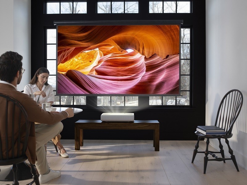 Совршено домашно кино - Samsung го претстави тројниот ласерски 4K проектор The Premiere