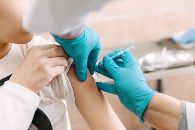 Ширењето на Ковид - 19 може да се спречи и без вакцина: Експиртите откриваат како
