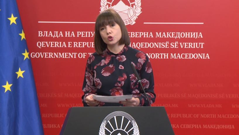 Министерката Царовска одлучна: Програмите се поедноставни, согласно условите во кои ќе се изведе оваа матура