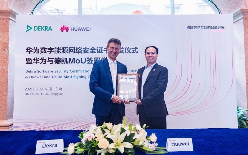 Huawei Site Power го доби првиот IEC 62443-4-1 ML3 сертификат за сајбер безбедност