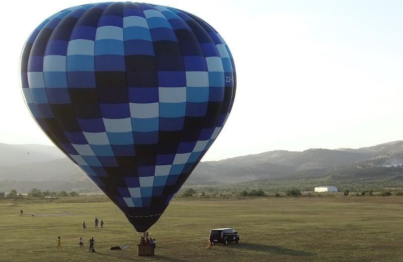 Само за вистинските авантуристи: Со балон над Македонија