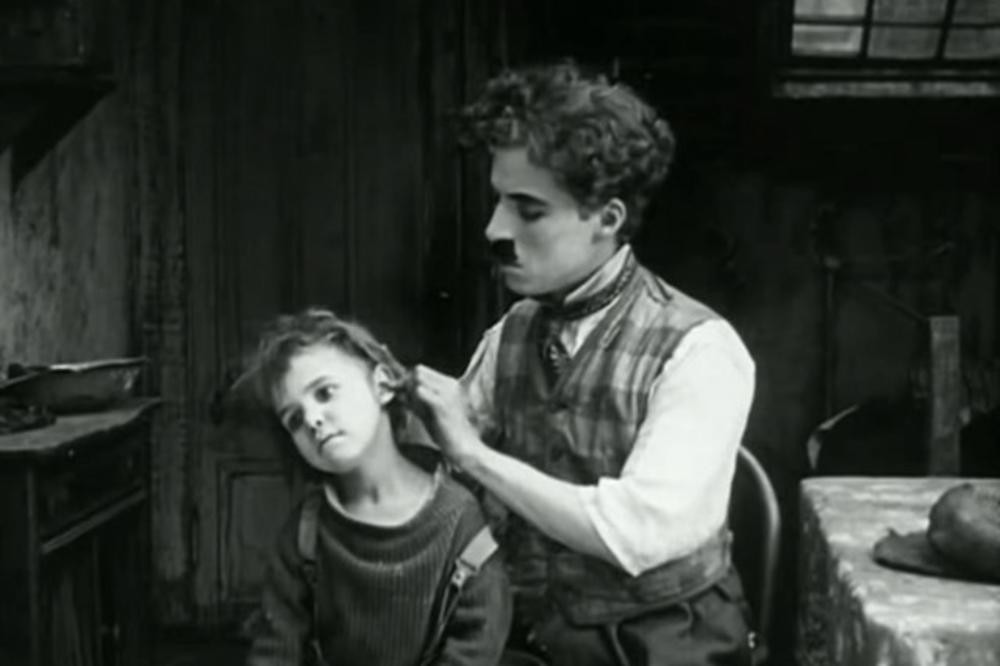 Кога филмот станува реалност: Тажната судбина која го задеси момчето кое глумеше заедно со Чаплин