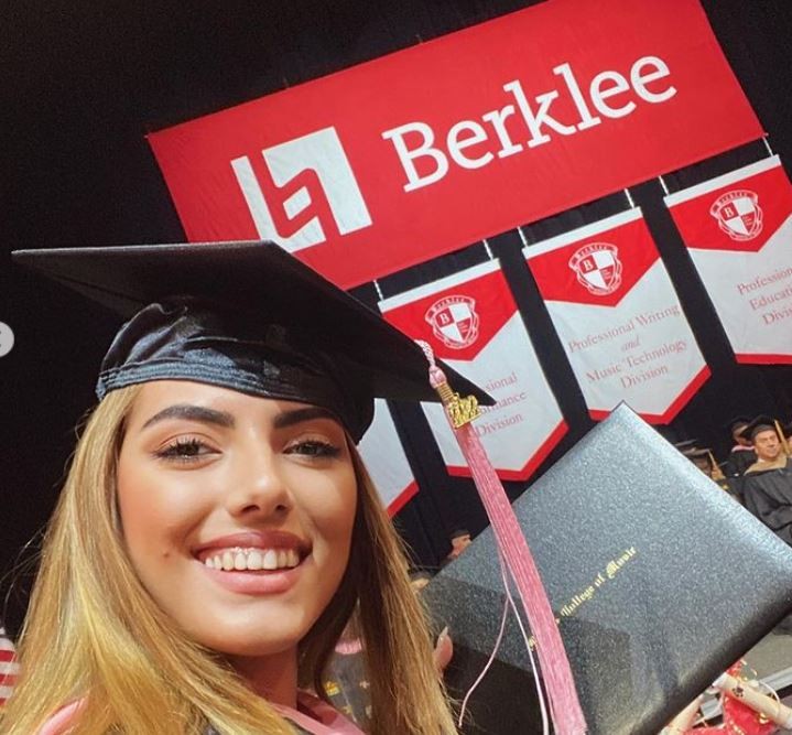 „Многумина сонуваат, некои се обидуваат, но јас постигнав“: Ања Ветерова дипломираше на Беркли