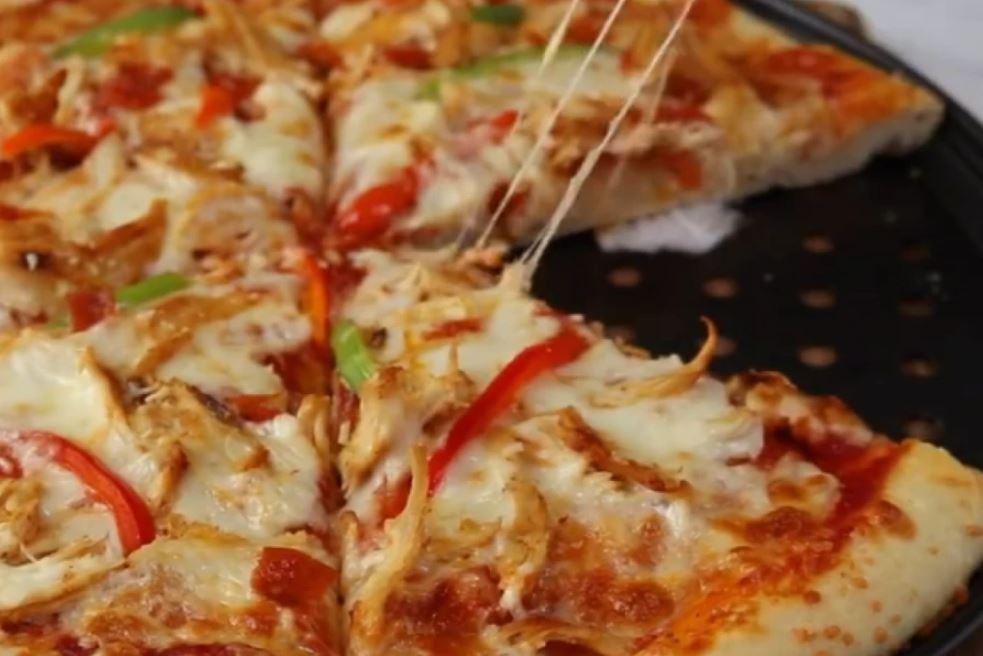 Ова е најскапата пица на светот: Секое парче чини нешто повеќе од 1.000 евра, а ова се тајните состојки (ФОТО)