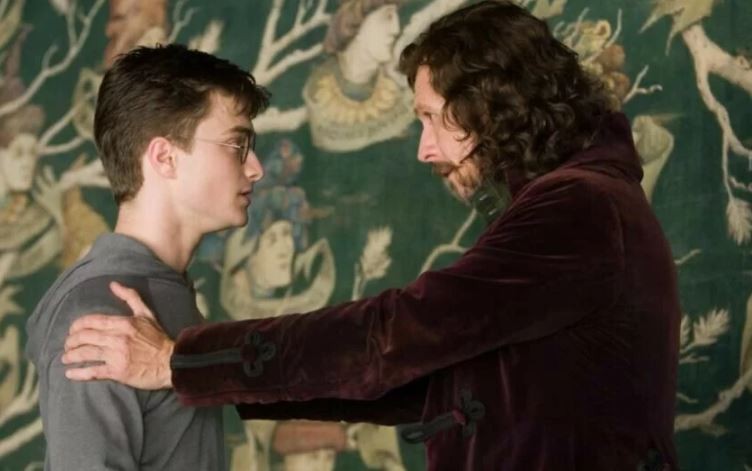 Се продава станот во Лондон во кој се снимени сцени во Хари Потер: Еве колку му е цената (ФОТО)