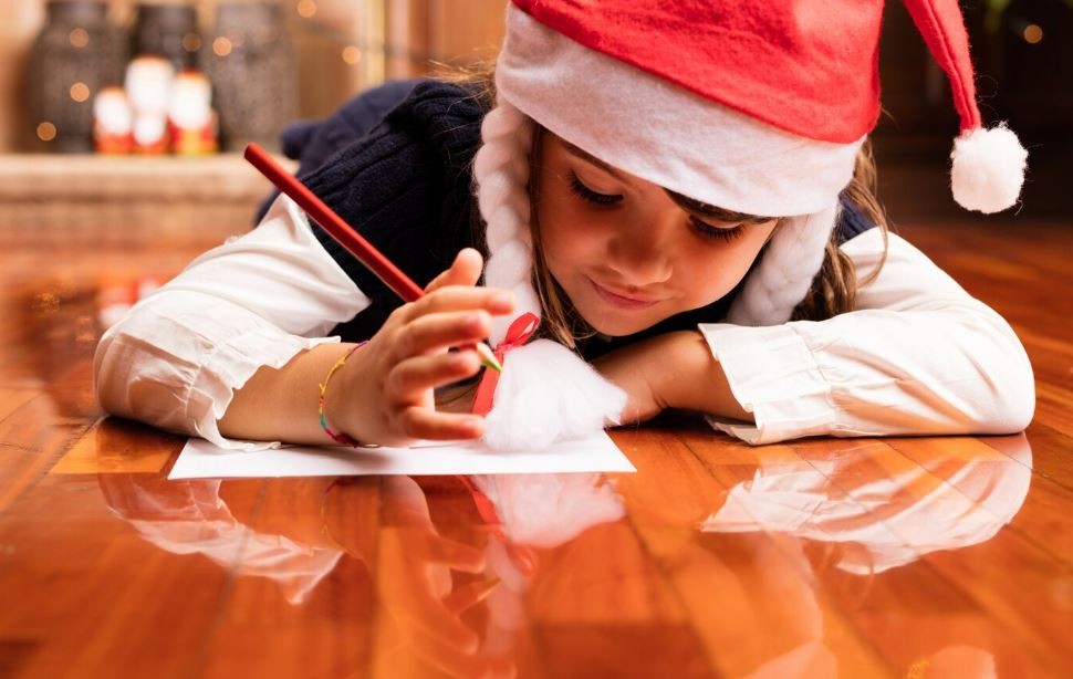 „Мама вели дека си болен“: Писмото на мало девојче до Дедо Мраз расплака многумина, ниту едно дете не го заслужува тоа (ФОТО)