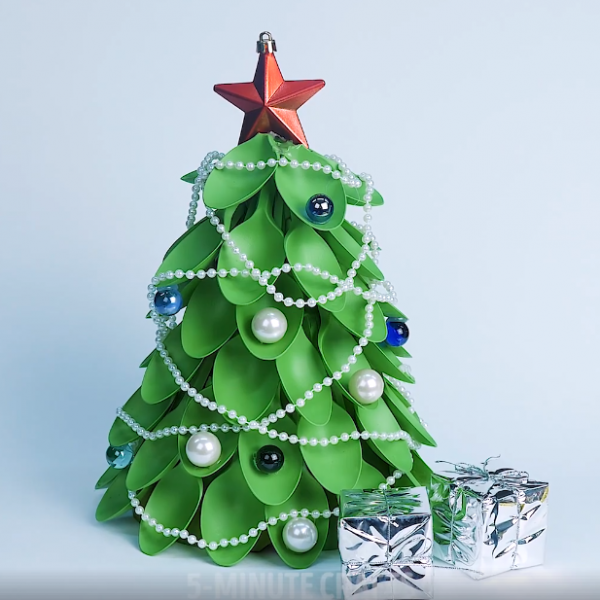 DIY: Едноставни новогодишни украси!
