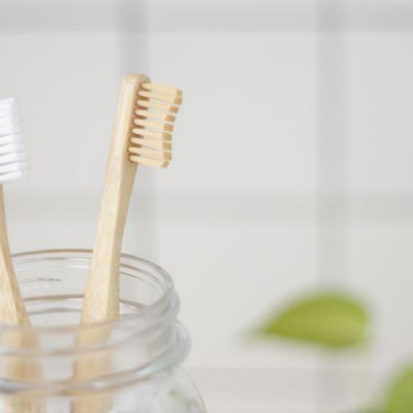 Колку често треба да ја менуваш четкичката за заби?