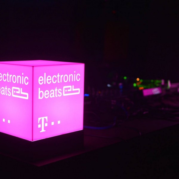 Современи електронски звуци од странски и домашни изведувачи на Telekom Electronic Beats Picnic