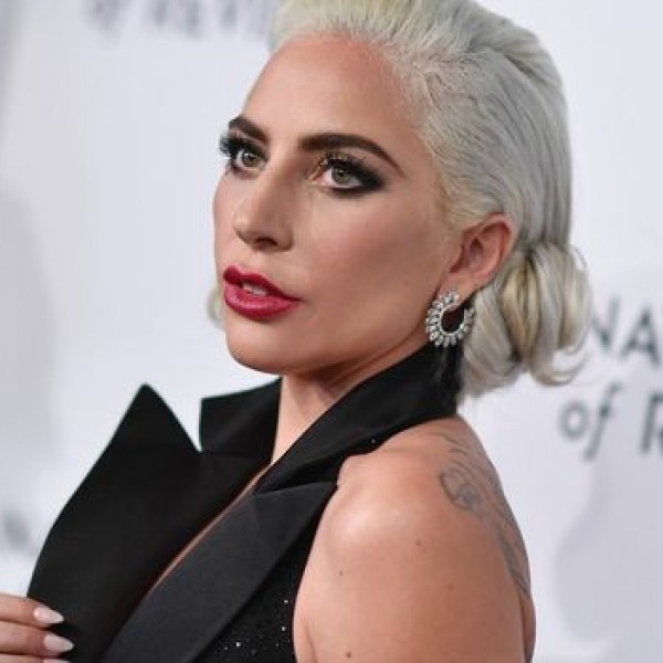 Лејди Гага повторно на големото платно: Овој пат ќе игра цвеќарка во хорор филм
