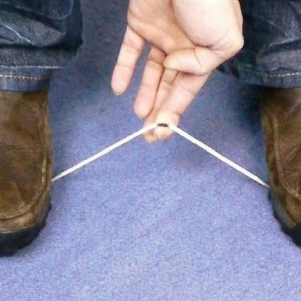Скоро невозможно: Постои начин да пресечете јаже со голи раце?