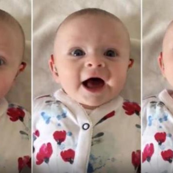 Преслатко видео: Бебе гуга од среќа штом го чуе гласот на родителите