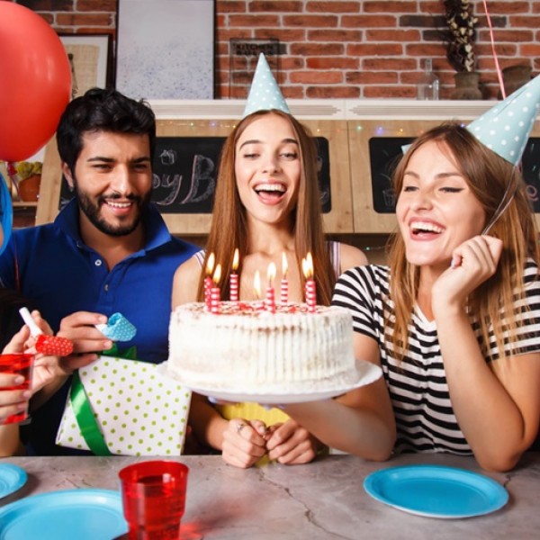 На најдобриот пријател му е роденден за време на социјалната изолација: Идеи за „кул“ подарок
