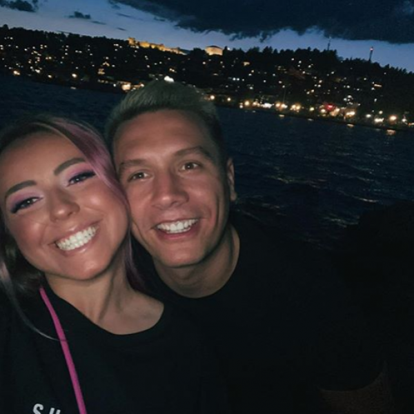 Нивната насмевка открива колку се вљубени: Фотографии од одморот на Антониа и Иван