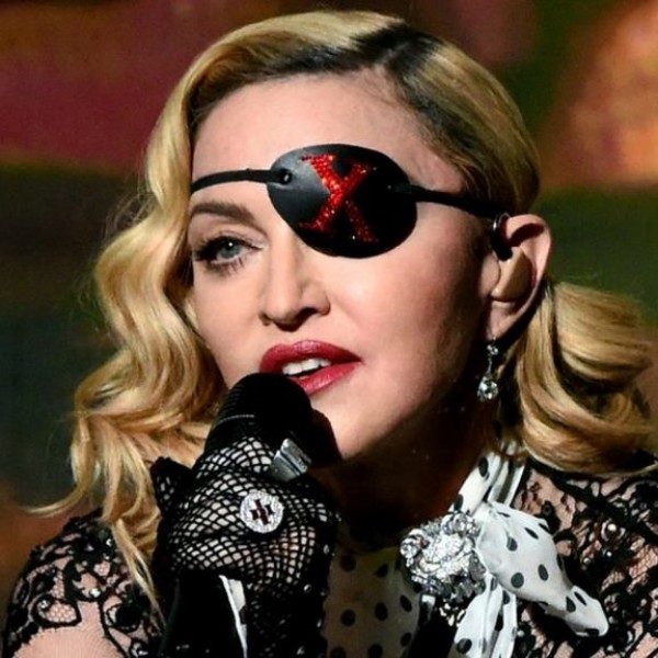 По последната операција личи на вонземјанин: Најлошиот ботокс кој некогаш сме го виделе го има Мадона