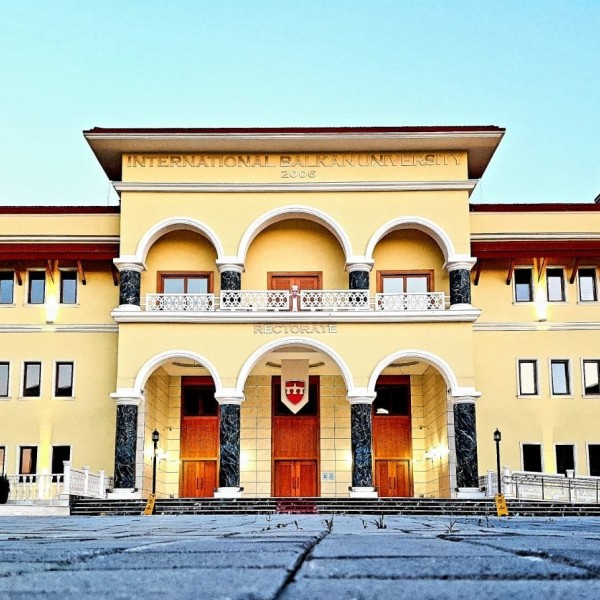 Наставата на „Меѓународниот Балкански Универзитет“ започнува на 5 октомври