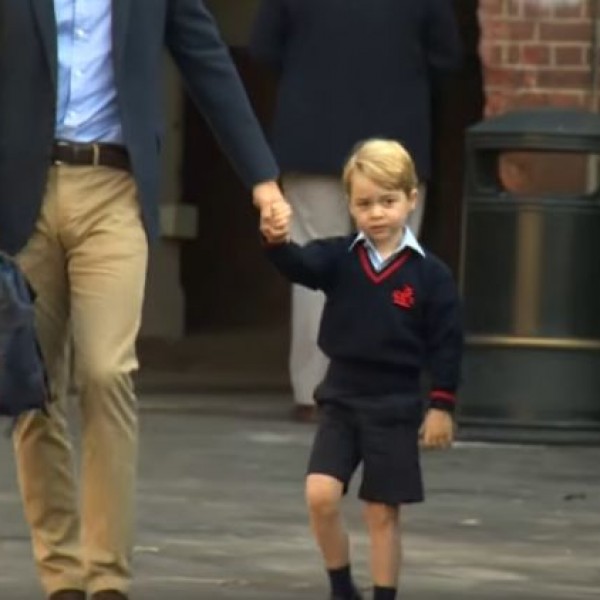 Принцот Џорџ утре ќе полни 8 години: Го очекуваат подароци од кои на Вилијам му се крева косата