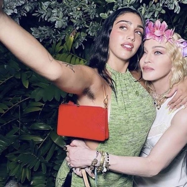 Не сум богато дете без талент: Ќерката на Мадона сака да стане попозната од мајка ѝ