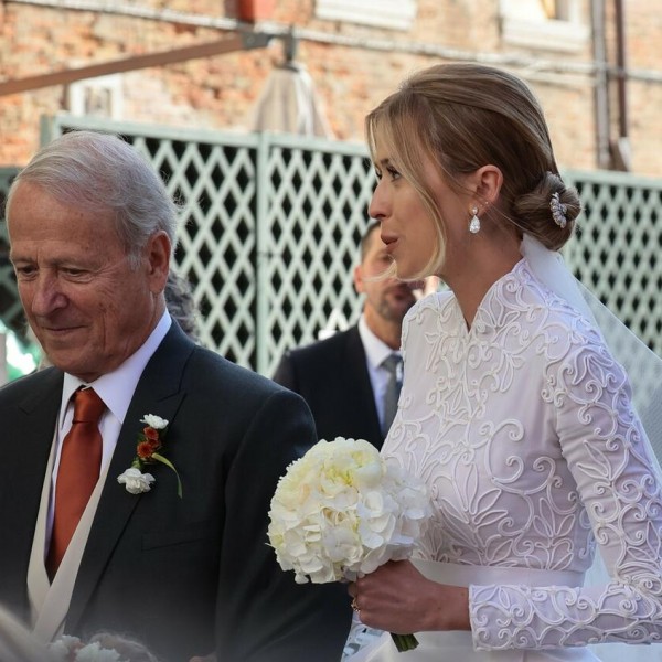 Вака изгледа кога се жени синот на најбогатиот човек во светот: Спектакуларна венчавка на Александар и Жералдина во Венеција