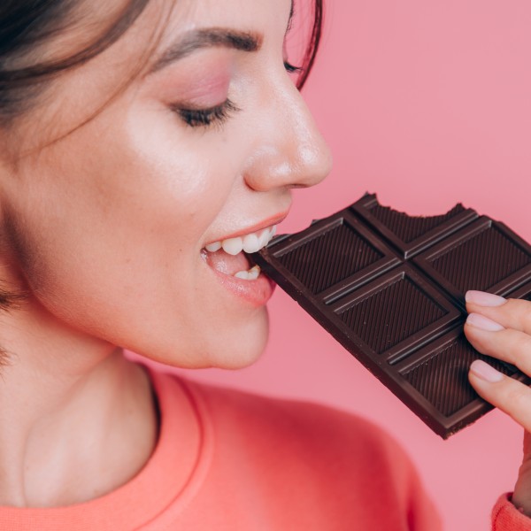Цел живот погрешно јадеме чоколада: Само во ова време се препорачува да се јаде и само на овој начин