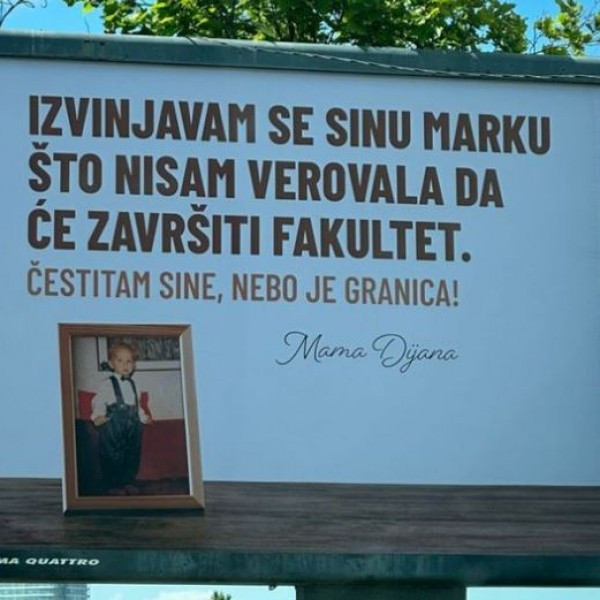 Мајка му испрати јавно извинување на синот: Овој билборд во Белград е главна атракција