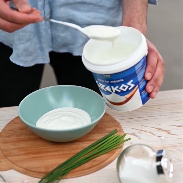 Грчкиот јогурт совршен за секоја комбинација: Три летни брзи оброци со Грекос